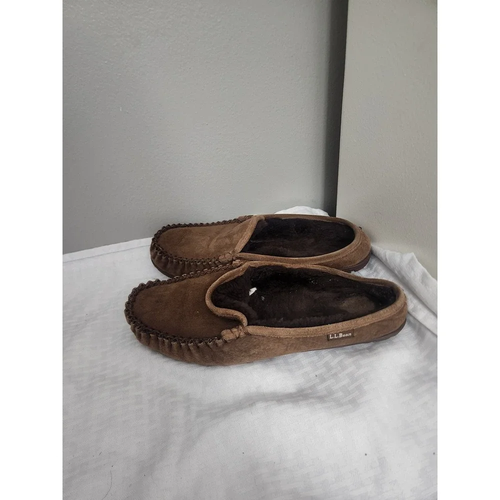 LL Bean Wicked Good Slippers Mens 9 Brown Suede Shearling Lined Scuff Moccasins